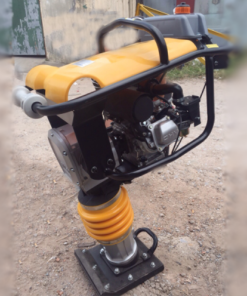 Máy đầm cóc Honda RM80